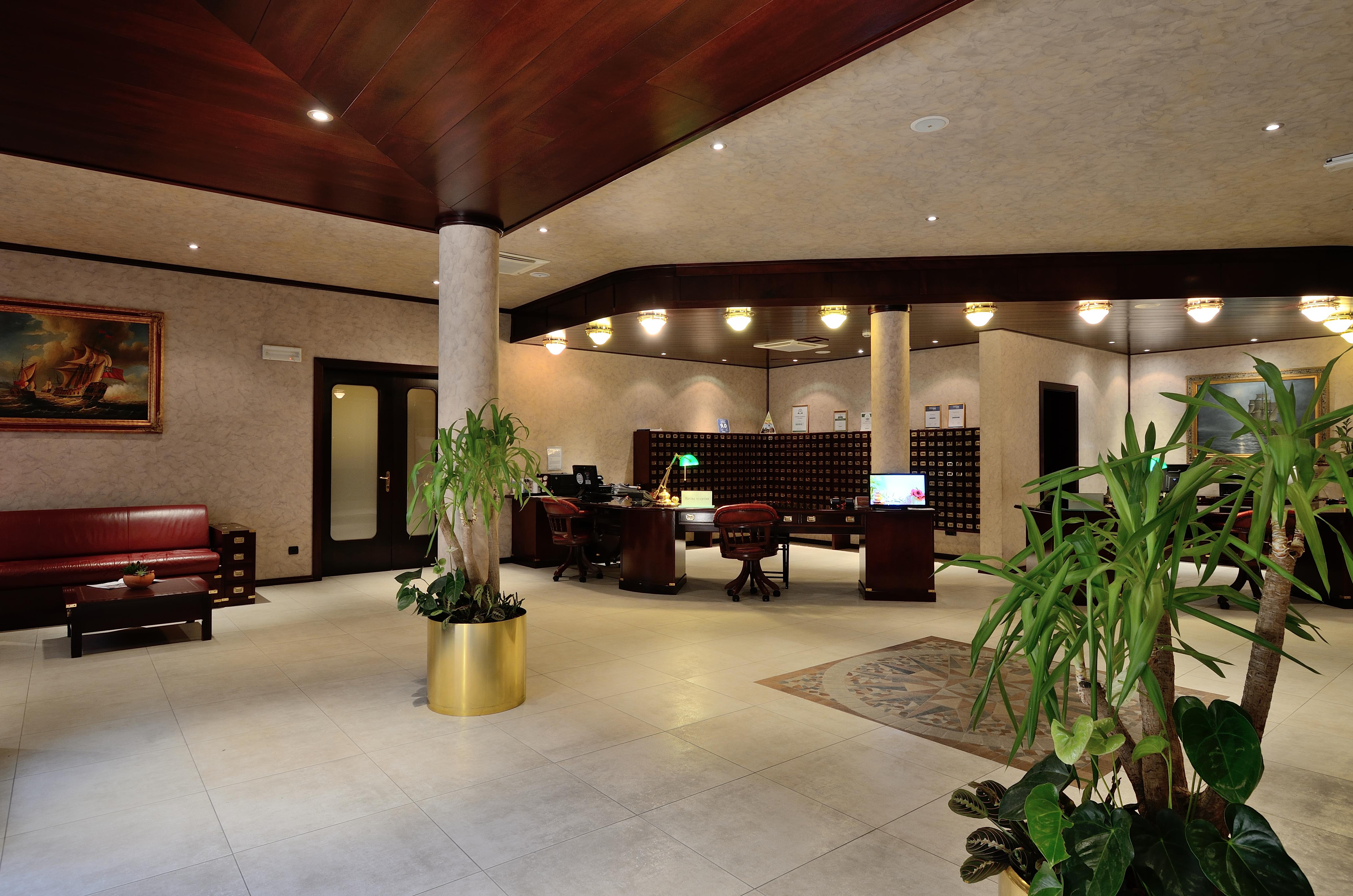 Boutique Hotel Nautica - Spa & Wellness, Free Parking, Pet Friendly Novigrad  Bagian luar foto