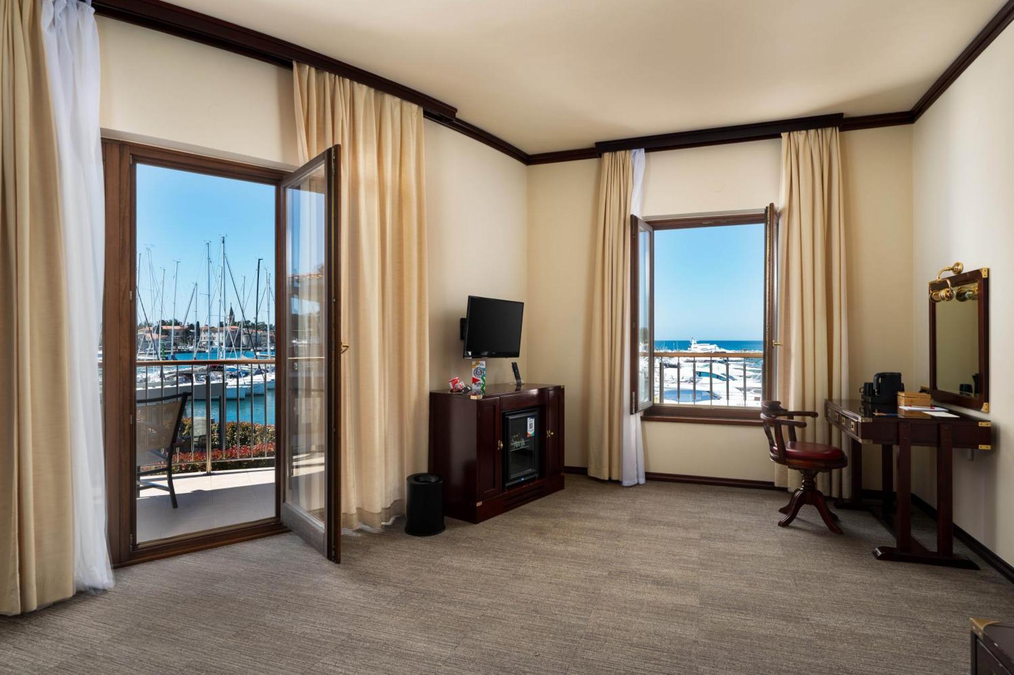Boutique Hotel Nautica - Spa & Wellness, Free Parking, Pet Friendly Novigrad  Ruang foto